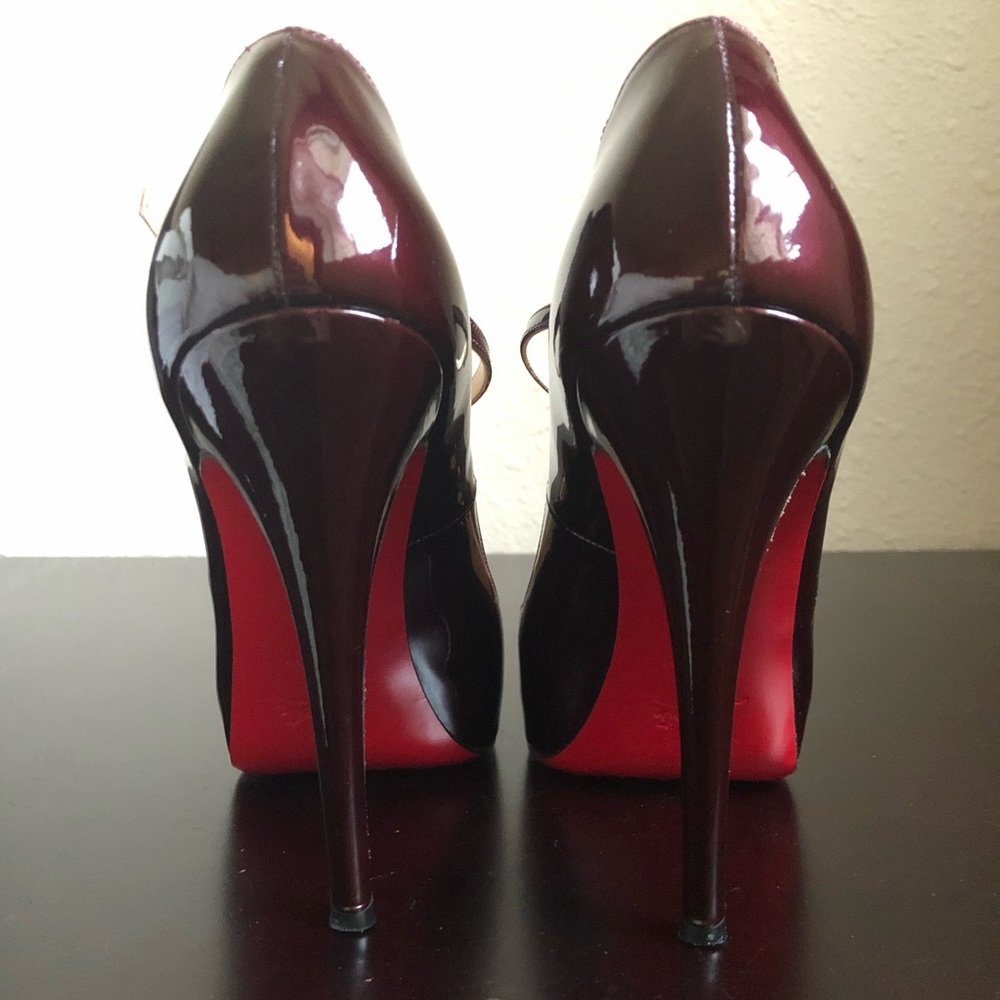 Christian Louboutin Burlina Peep-toe T-Strap Maryjane Patent Pump Burgundy 39 - Picture 6 of 12